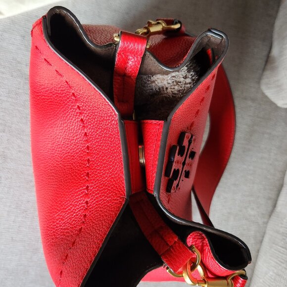 Like New!  Tory Burch red McGraw bucket bag with shoulder strap and dust bag - Picture 9 of 12